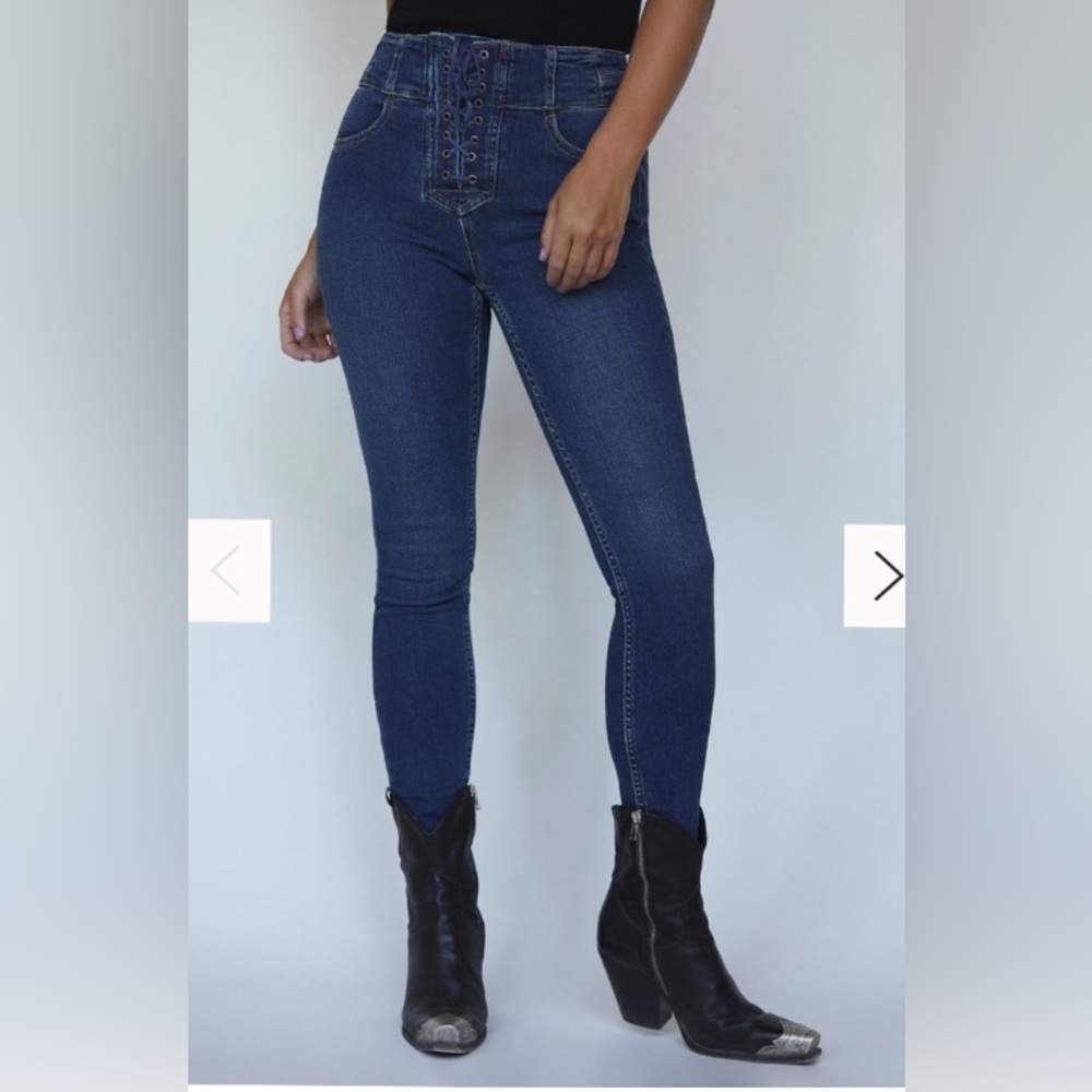 NWT Free People CRVY Lace Up skinny jeans 28